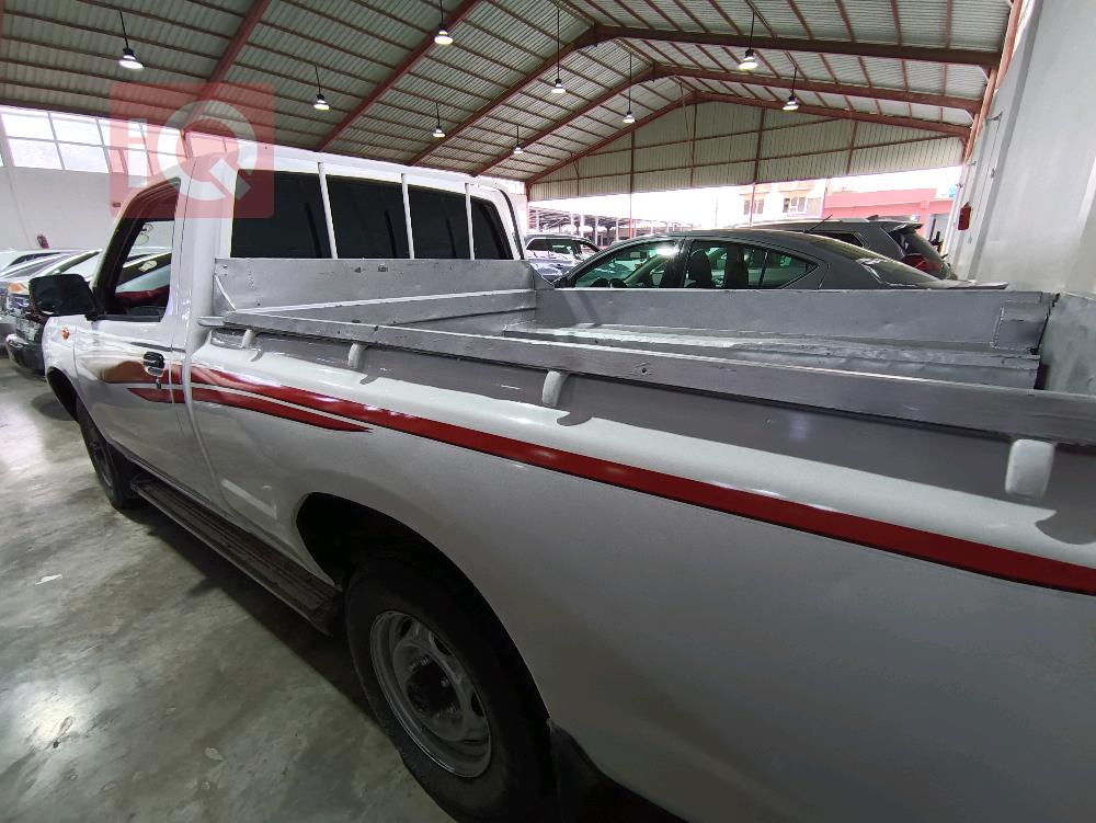 Nissan Pickup